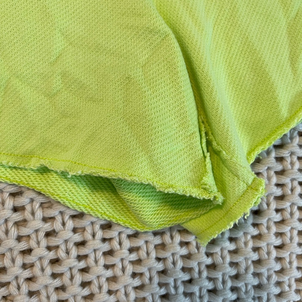 Aerie Neon Yellow Women's Shorts - Picture 4 of 5